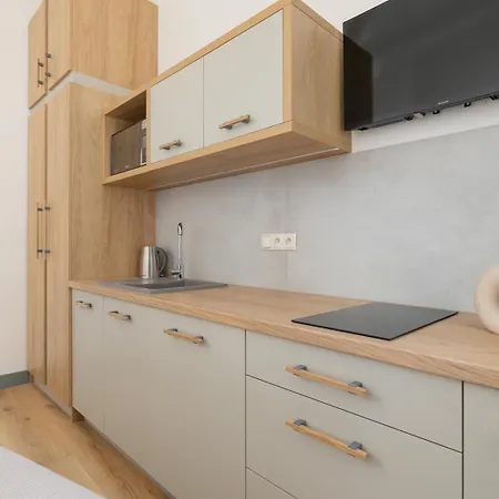 - Augustianska 1 Cracovia