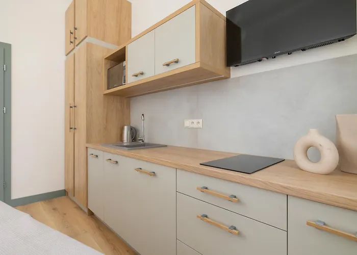 - Augustianska 1 Cracovia